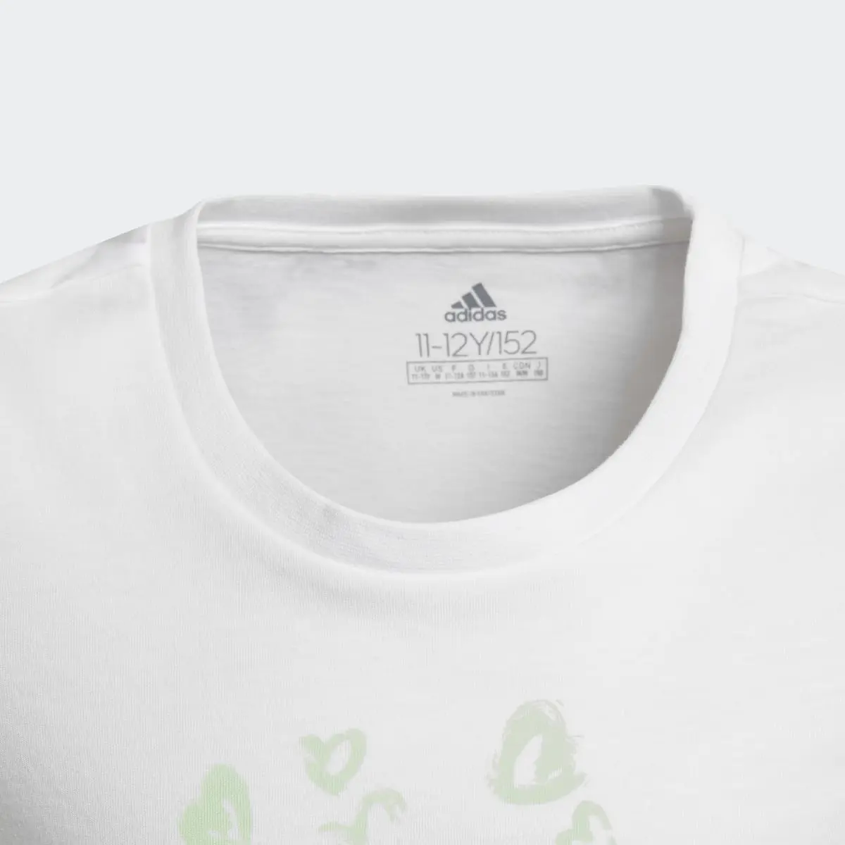 Adidas Graphic T-Shirt. 3