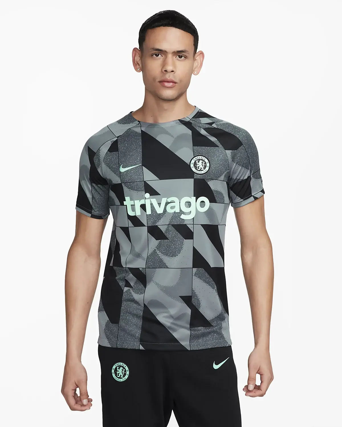 Nike Chelsea FC Academy Pro (trzecia wersja). 1