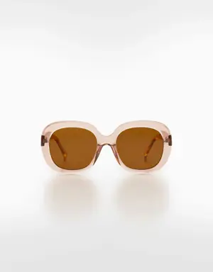 Maxi-frame sunglasses
