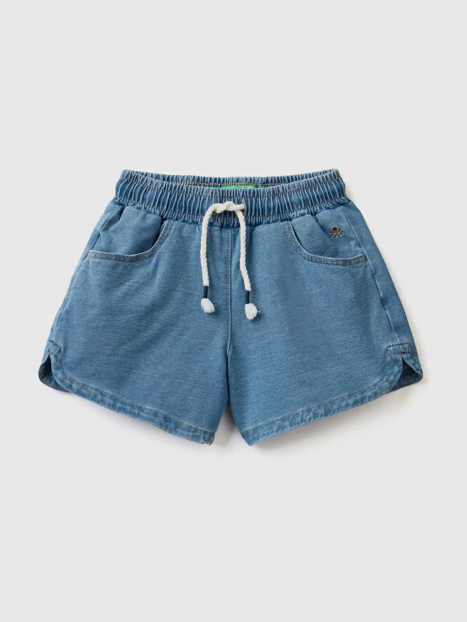 Benetton sweat denim-look bermudas. 1