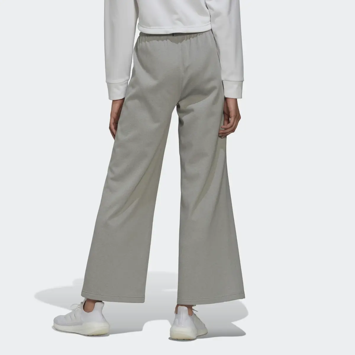 Adidas AEROREADY Wide-Leg High-Rise Pants. 3