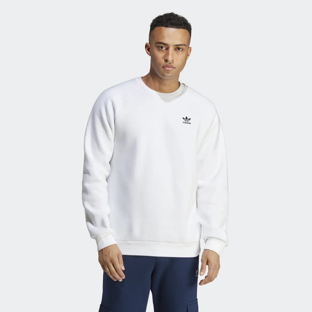 Adidas Sweat-shirt ras-du-cou Trefoil Essentials. 2