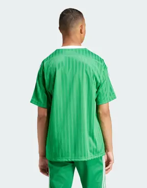 Adidas Adicolor Tee. 3 Adidas Adicolor Tee. 3