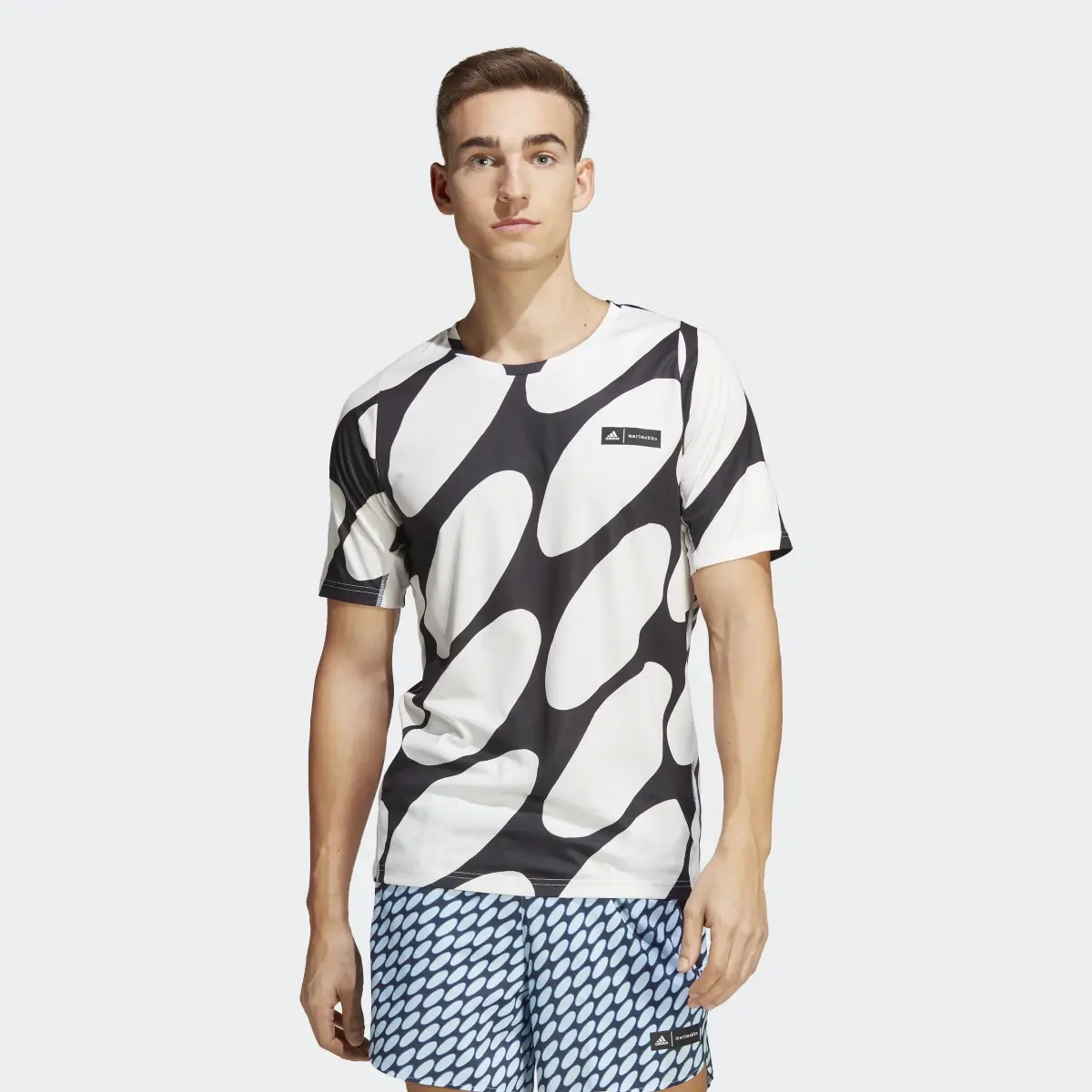 Adidas Playera Run Icons adidas x Marimekko 3 Franjas. 2