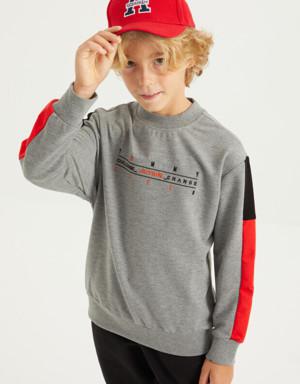 Gri Melanj Yazı Nakışlı Şerit Detaylı O Yaka Standart Kalıp Erkek Çocuk Sweatshirt - 11024