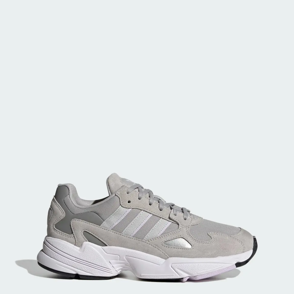 Adidas Zapatilla Falcon. 1