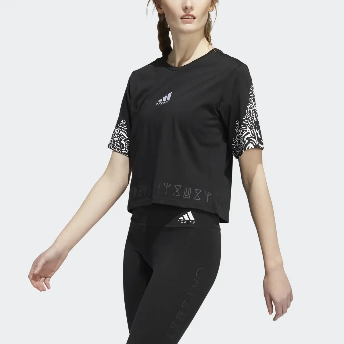 Adidas Marvel Black Panther Graphic Cropped T-Shirt. 1