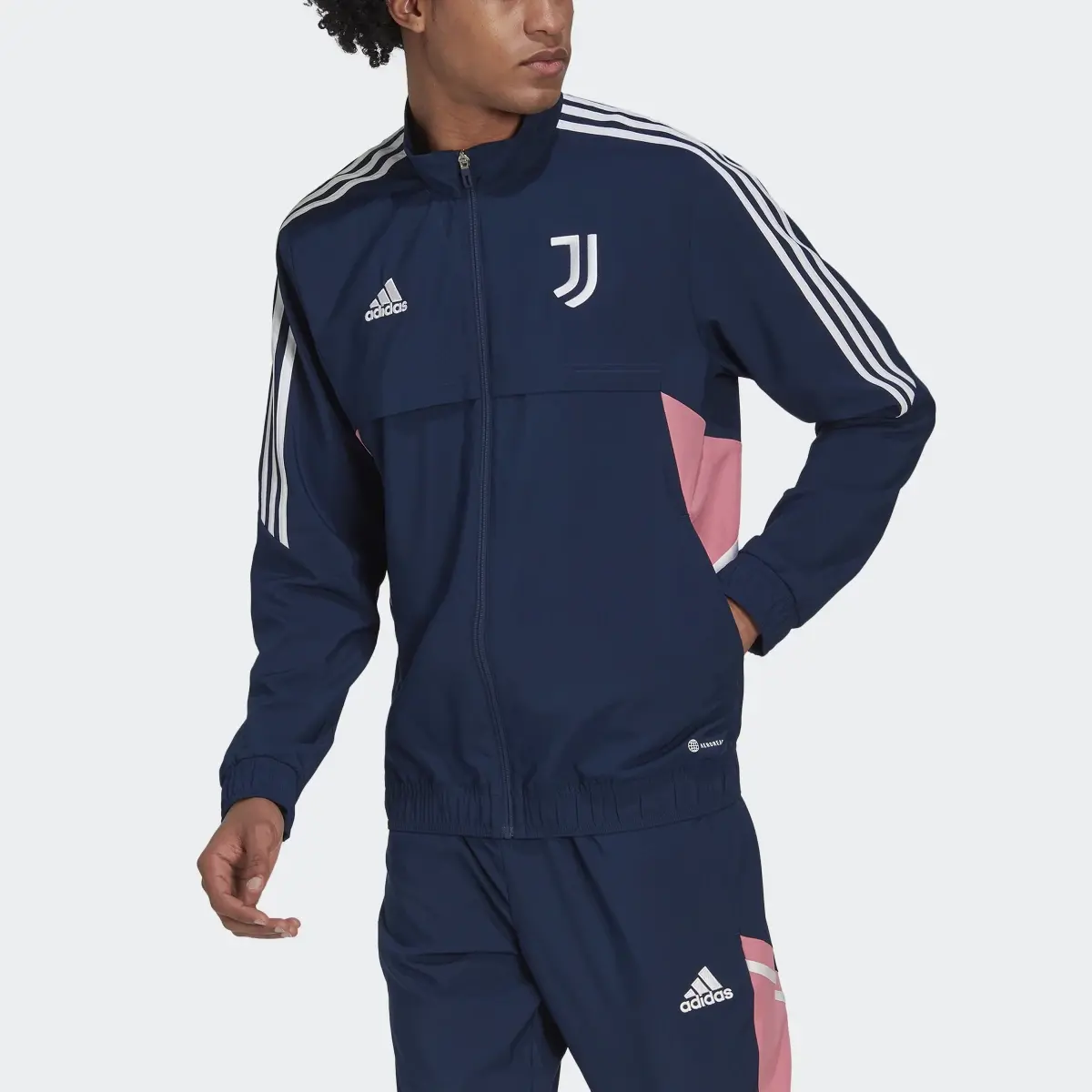 Adidas Chaqueta presentación Juventus Condivo 22. 1