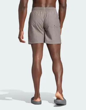 Adidas Short de bain uni Originals Essentials. 2 Adidas Short de bain uni Originals Essentials. 2