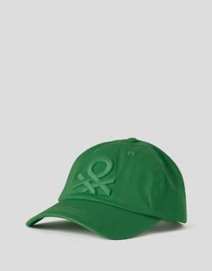 Green cap with embroidered logo