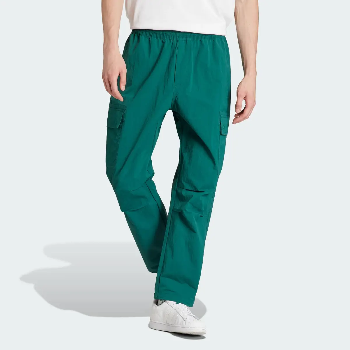 Adidas Pants Cargo Premium Essentials. 1