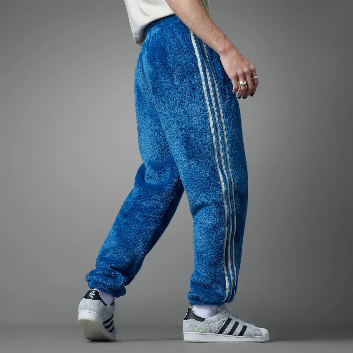Adidas Indigo Herz Fur Pants. 2