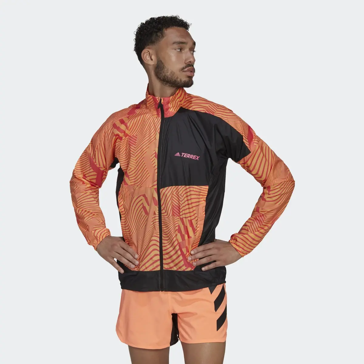 Adidas Terrex Trail Running Printed Windbreaker. 2