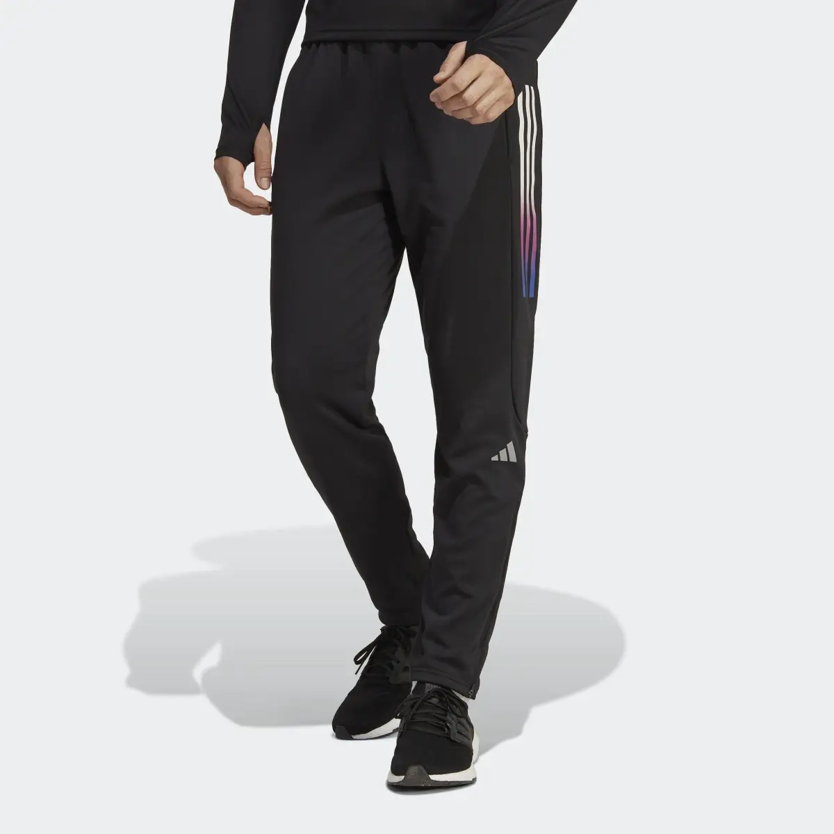 Adidas Run Icons 3-Stripes Pants. 1