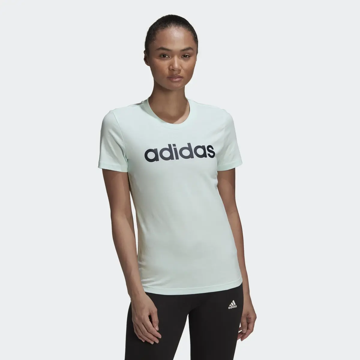 Adidas T-shirt LOUNGEWEAR Essentials Slim Logo. 2