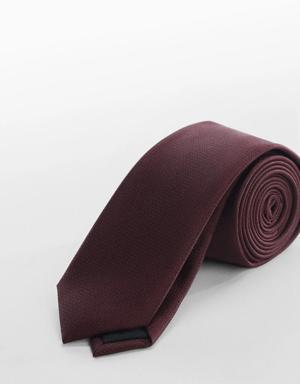 Narrow structured tie