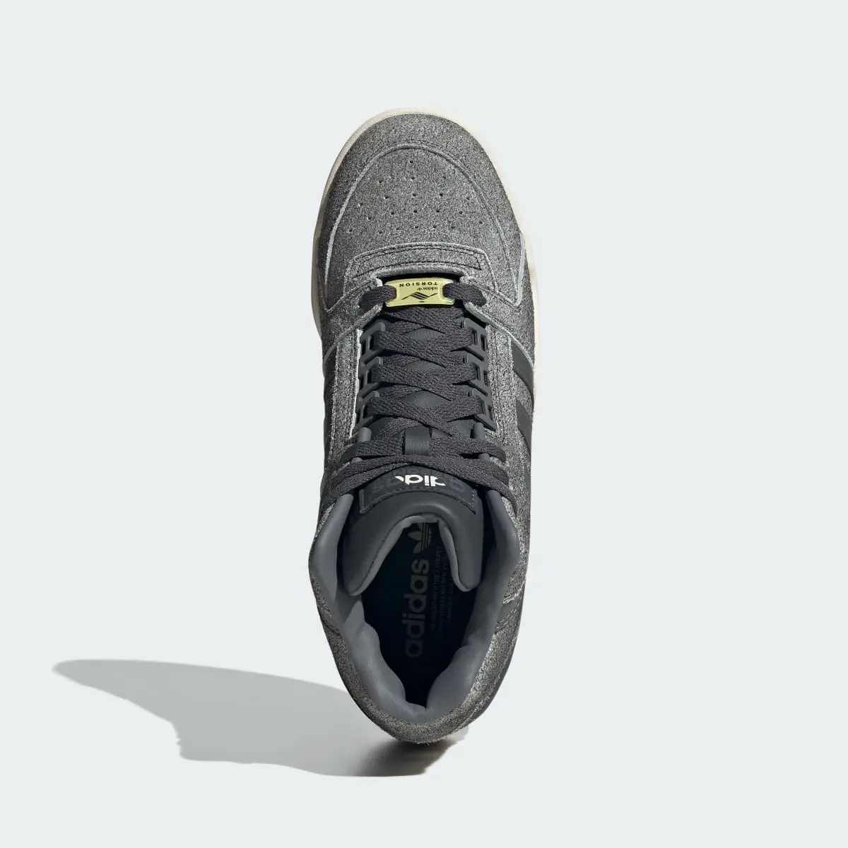 Adidas Torsion Response Tennis Mid Shoes. 3