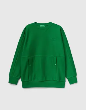 sweatshirt with pockets and "be" embroidery