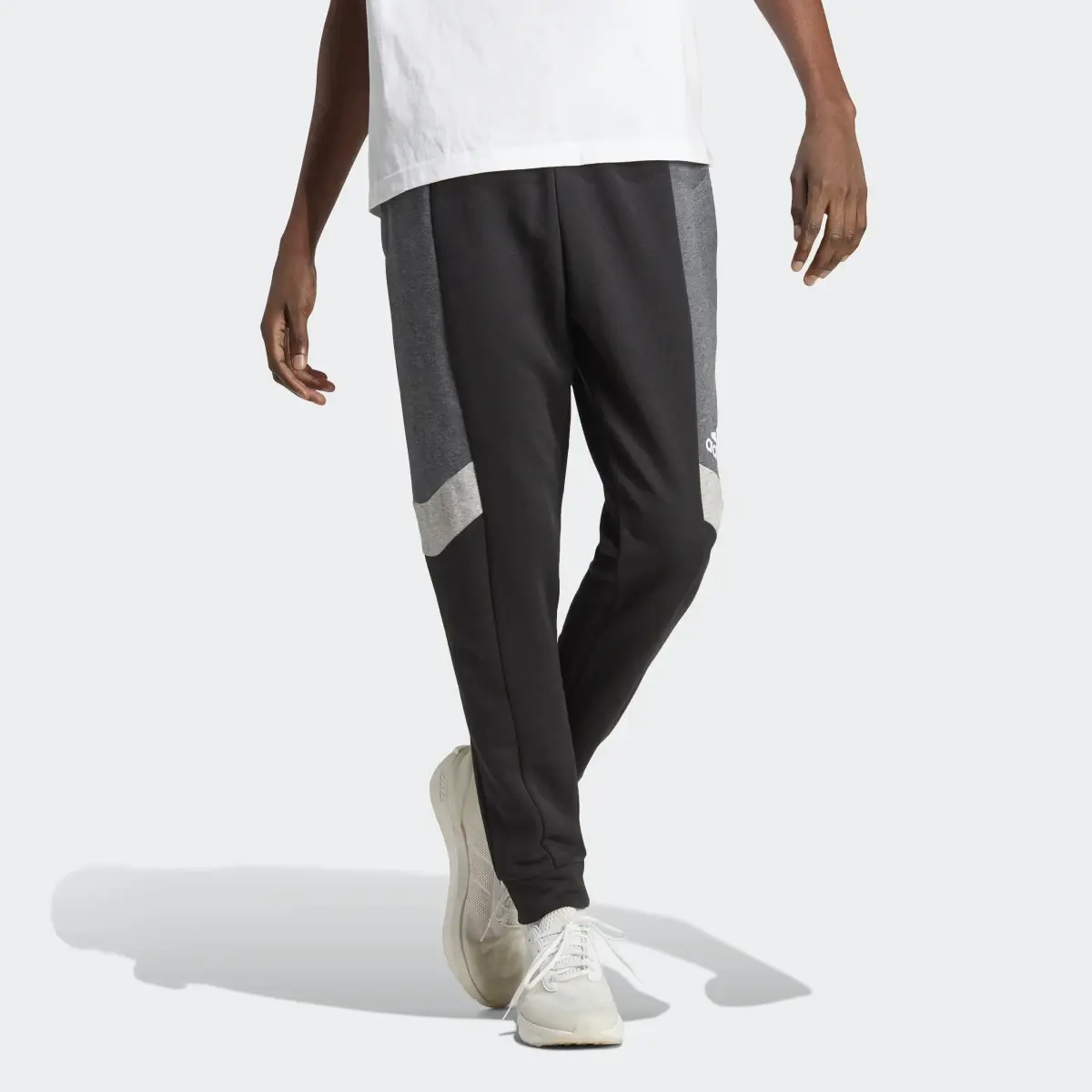 Adidas Pants Essentials Colorblock. 1