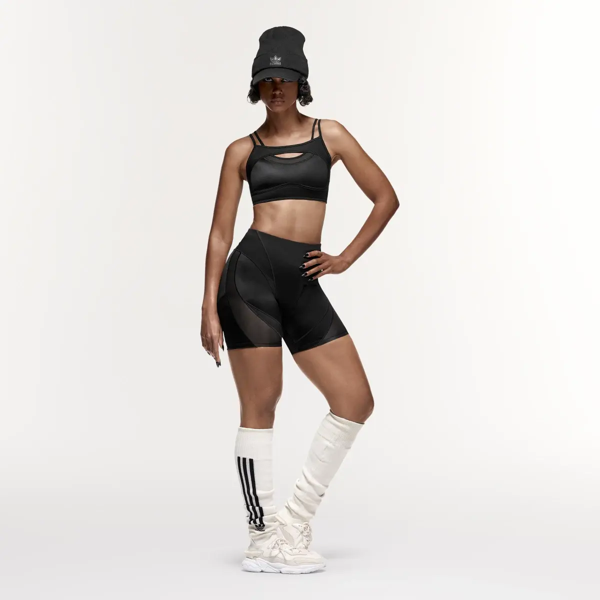 Adidas IVP SHINY BRA. 1 Adidas IVP SHINY BRA. 1
