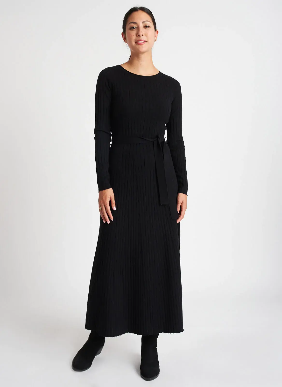 Kit And Ace Dreamy Merino Long Sleeve Flare Dress. 1