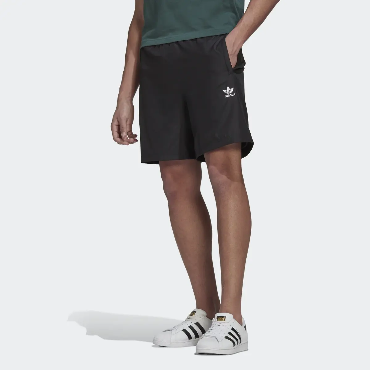 Adidas Adicolor Essentials Trace Shorts. 1