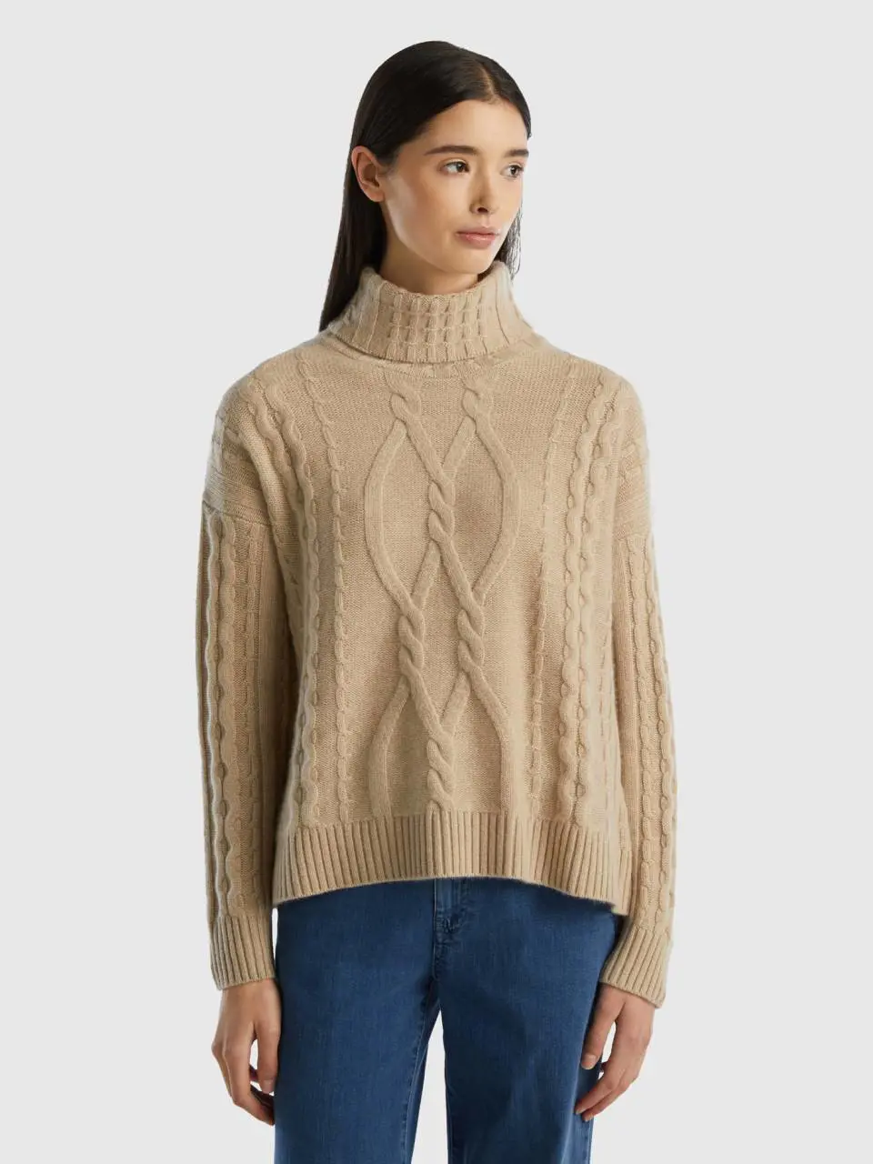 Benetton pure cashmere turtleneck with cable knit. 1