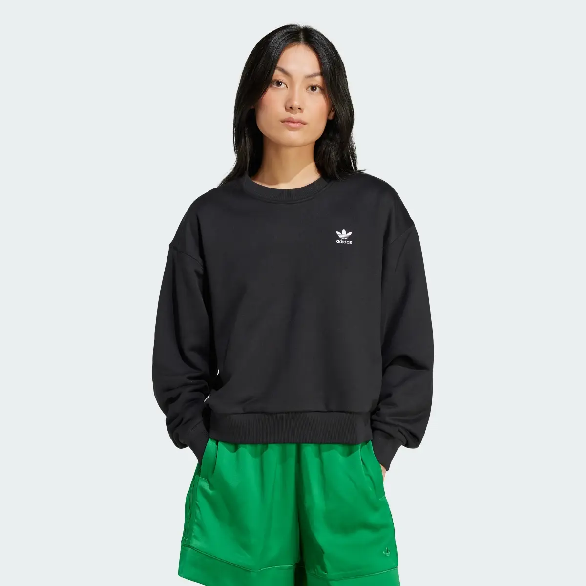 Adidas Trefoil Cropped Sweater. 2
