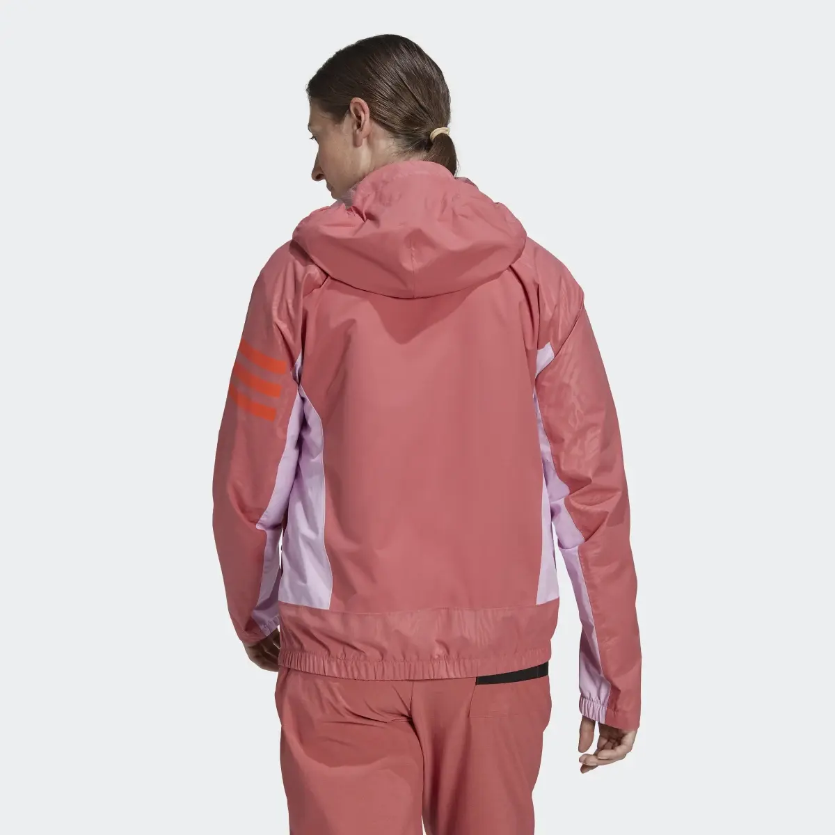 Adidas Chaqueta impermeable con capucha Terrex Utilitas. 3