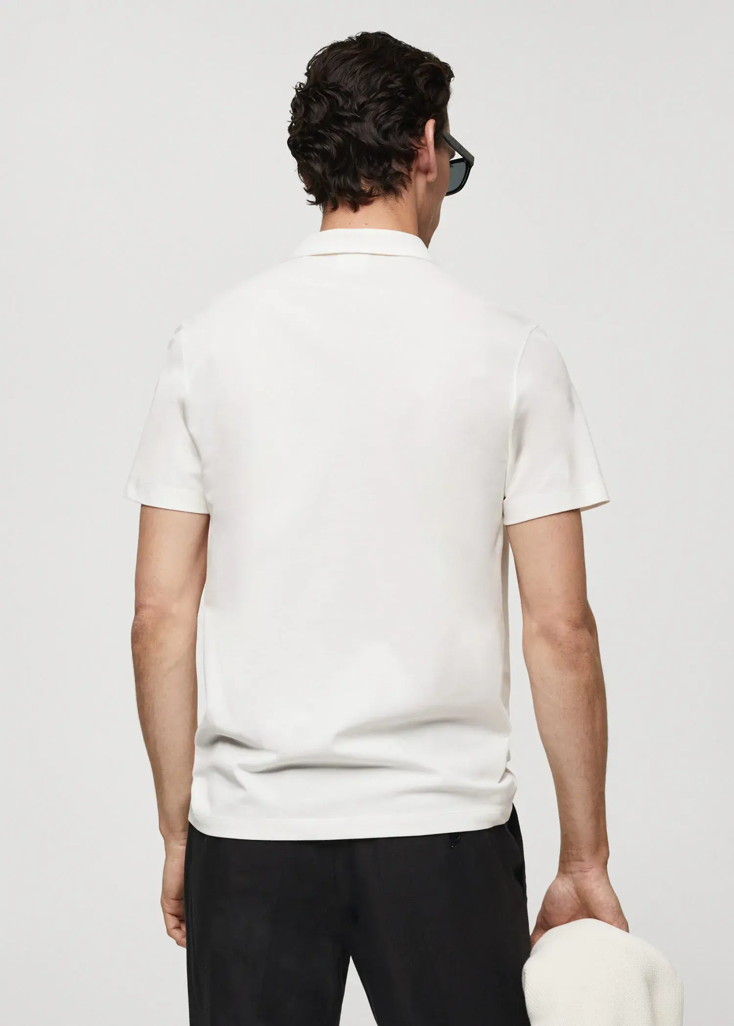 Mango Slim-fit textured cotton polo shirt. 3
