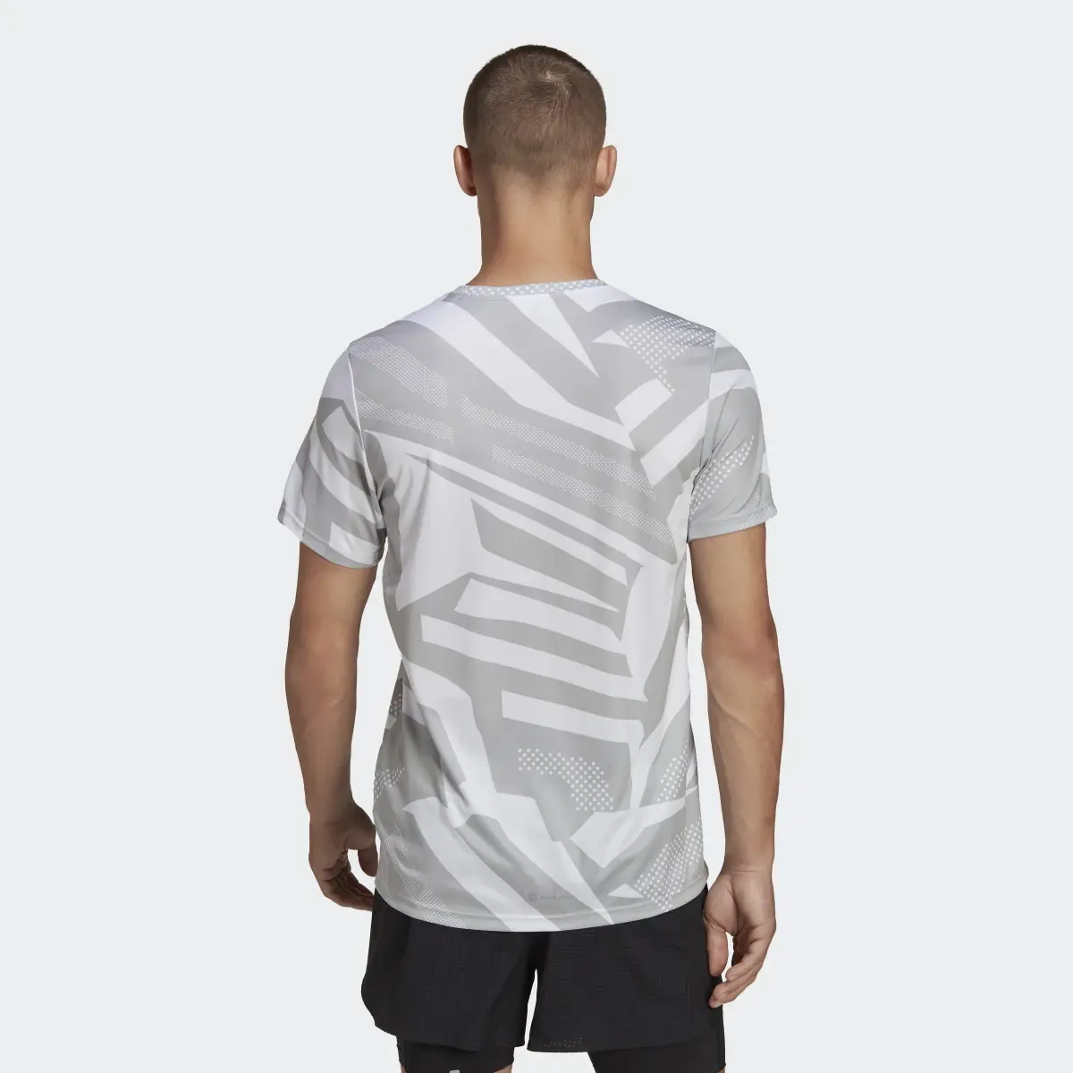 Adidas Own the Run Seasonal Tee. 3