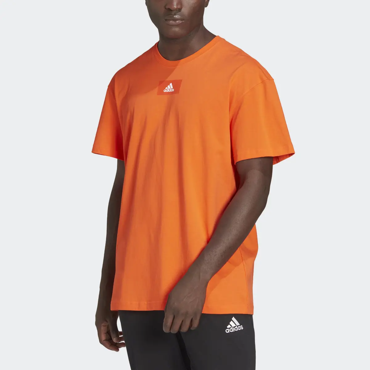 Adidas Playera Essentials FeelVivid Hombro Caído. 1