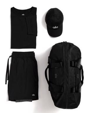 Alo Yoga Ultra Essential Gym Bag 4-Piece Set. 2 Alo Yoga Ultra Essential Gym Bag 4-Piece Set. 2