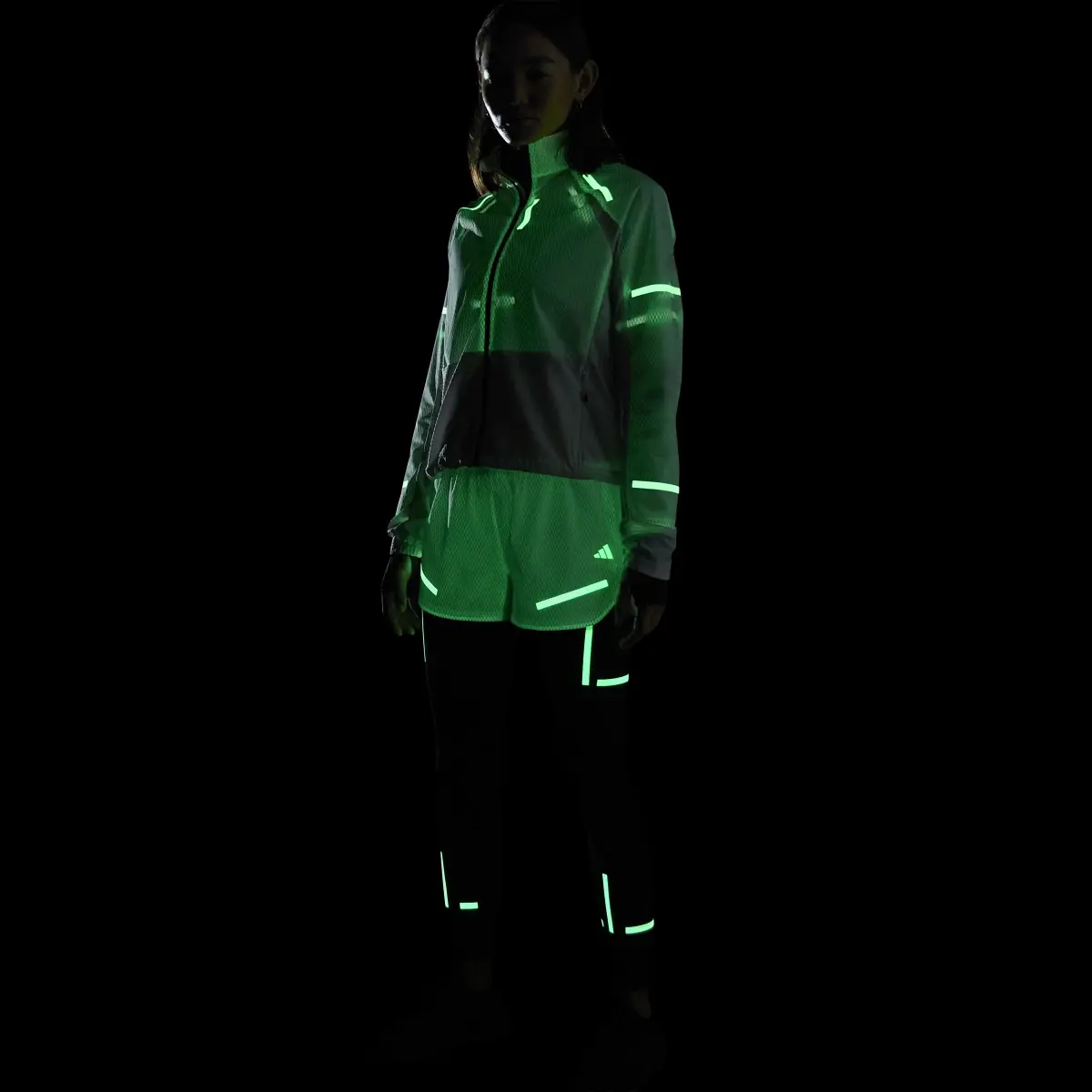 Adidas Reflect At Night X-City Koşu Şortu. 2