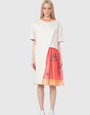 فستان لون بيج من قماش الأورغانزا المنقوش