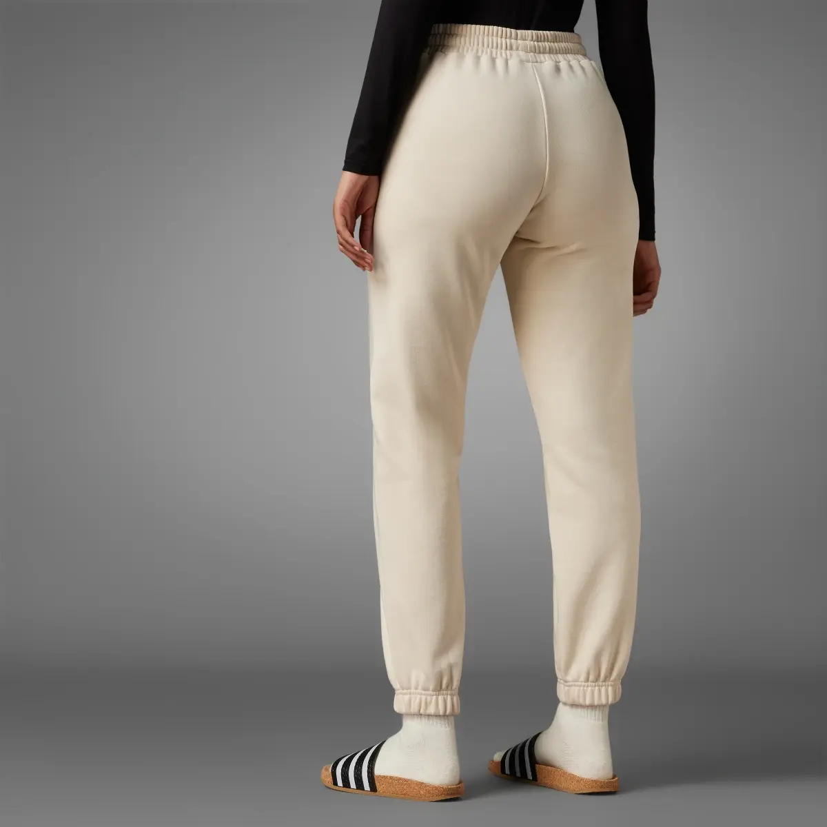 Adidas Pantalon de survêtement 3 bandes Adicolor 70s. 2