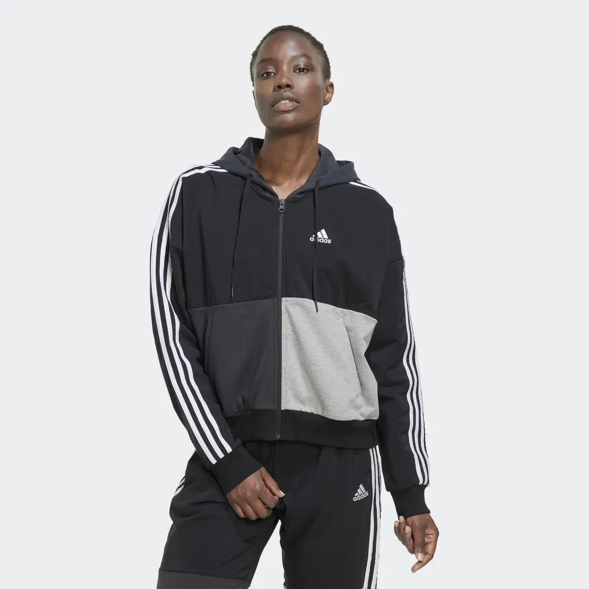 Adidas Veste à capuche entièrement zippée Essentials 3-Stripes Colorblock. 2