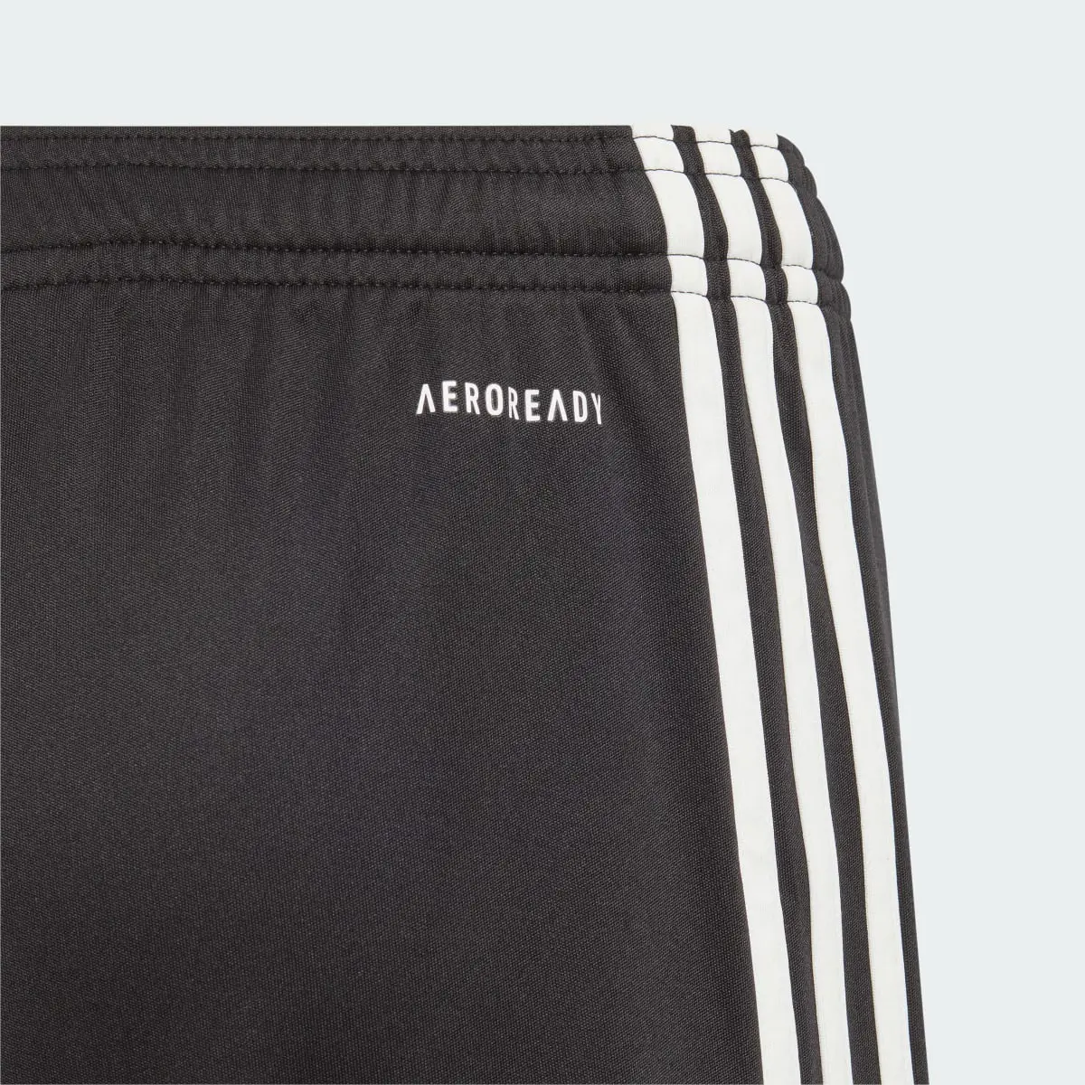 Adidas Short Extérieur Manchester United 23/24 Enfants. 3