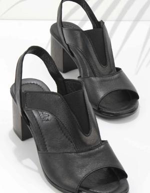 Siyah Hakiki Deri Kadın Klasik Ayakkabı K05195260103