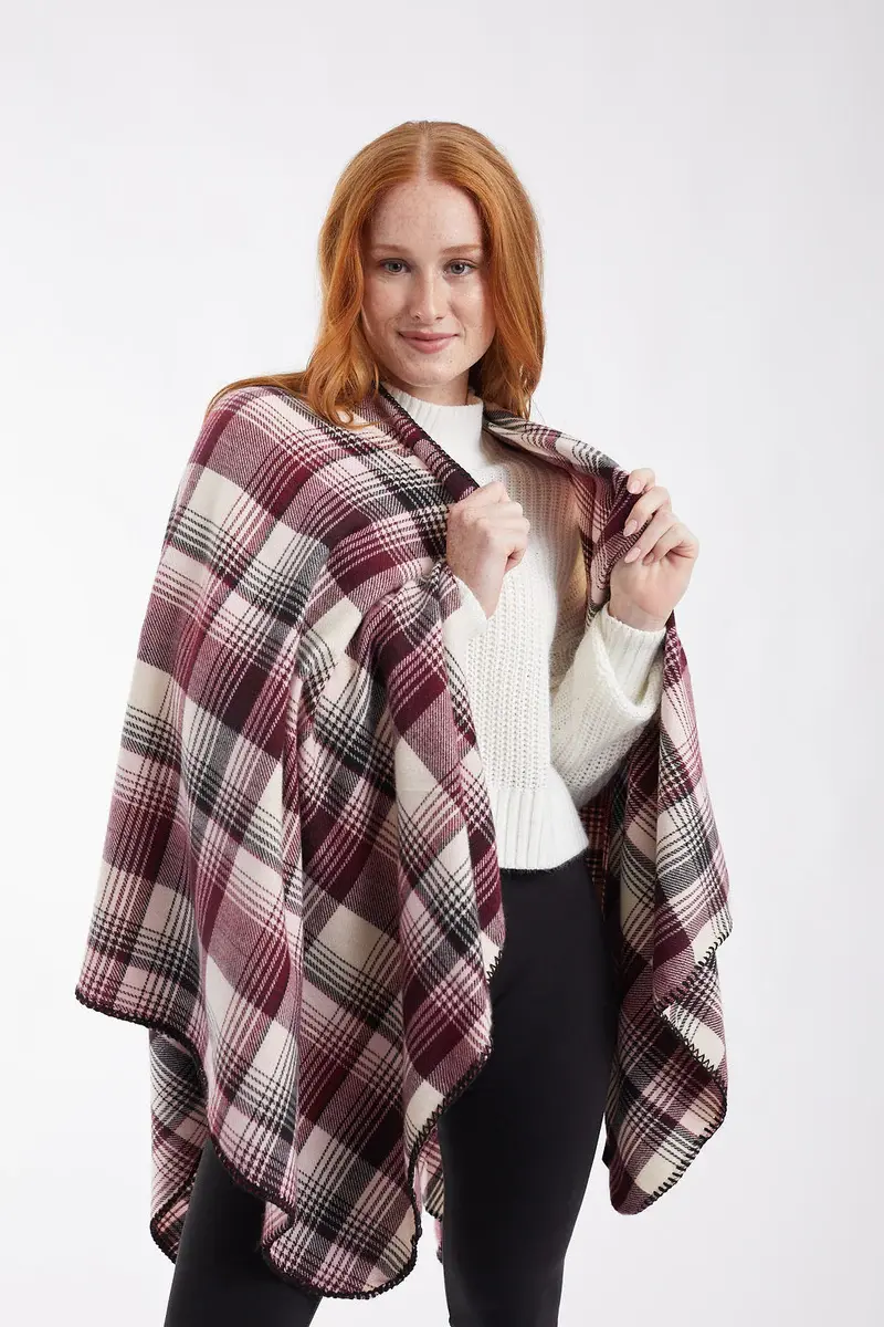 Just Cozy Xabrina - Poncho Scarf. 2 Just Cozy Xabrina - Poncho Scarf. 2