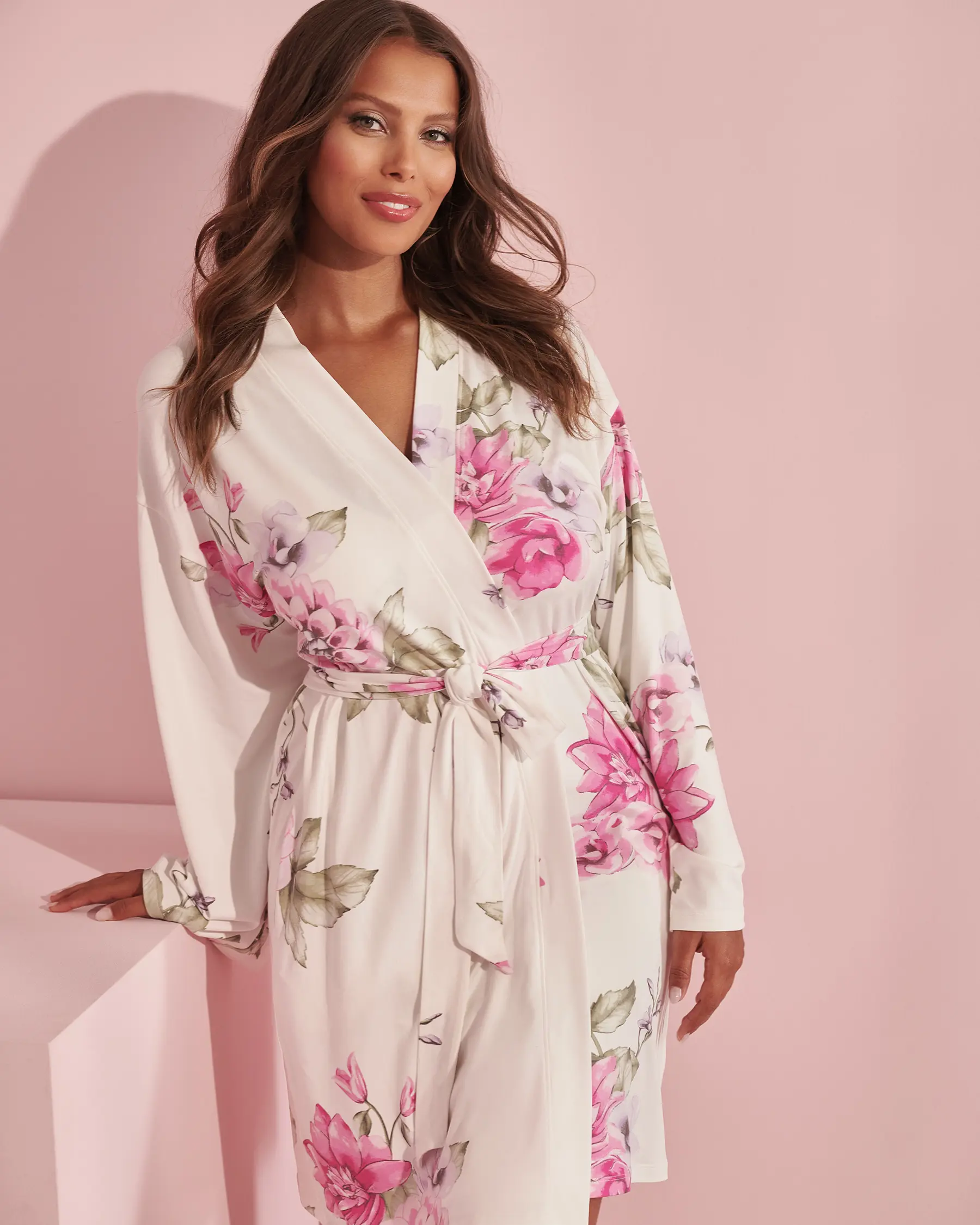 La Vie en Rose Floral Super Soft Kimono. 1