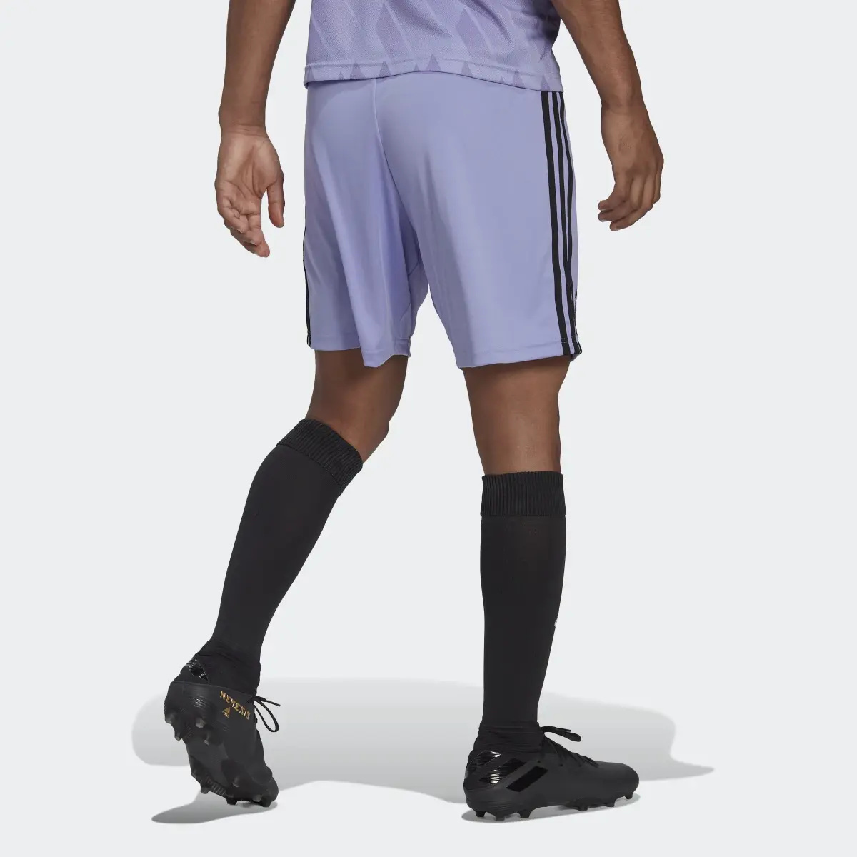 Adidas Shorts Uniforme de Visitante Real Madrid 22/23. 2