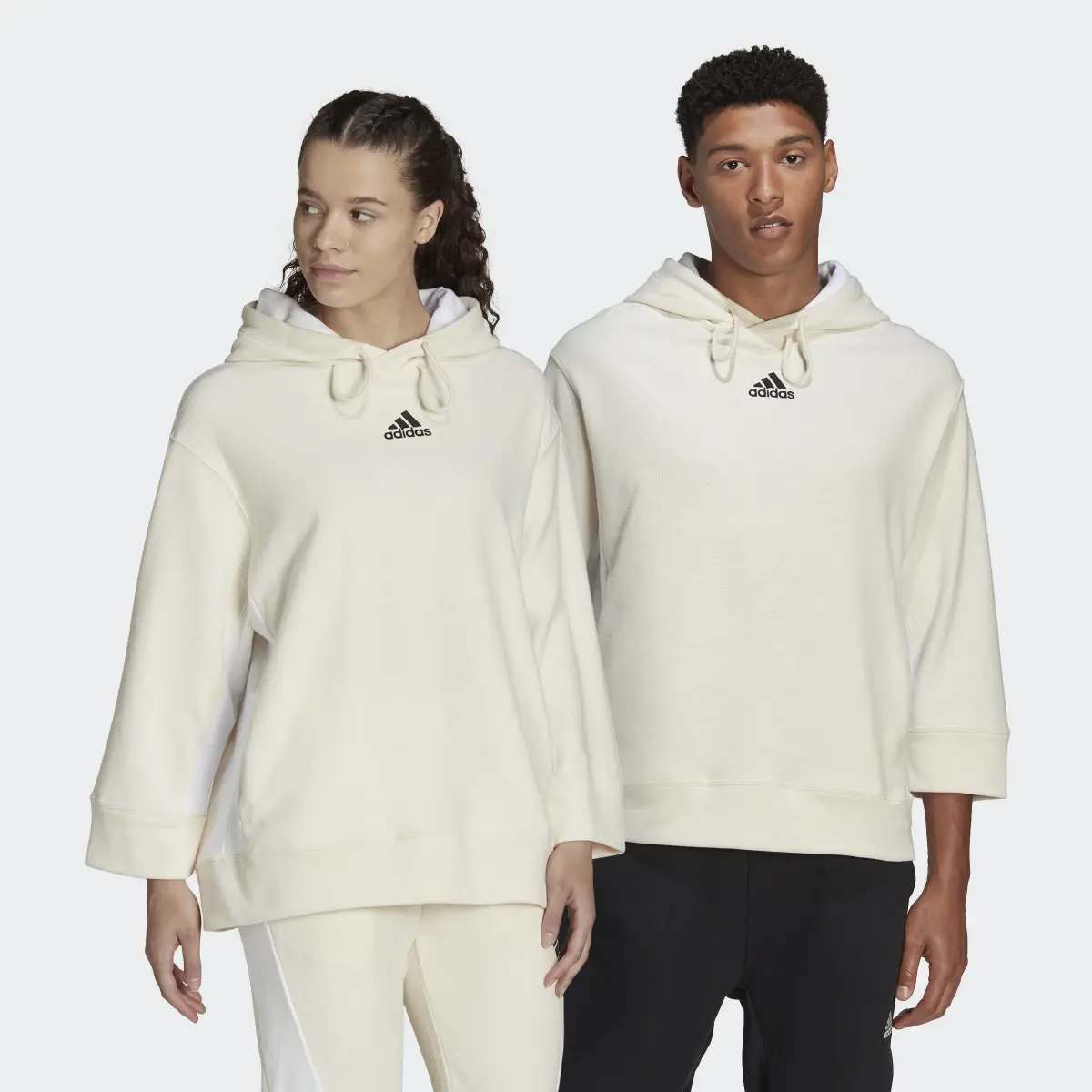 Adidas Reversed French Terry Hoodie – Genderneutral. 1