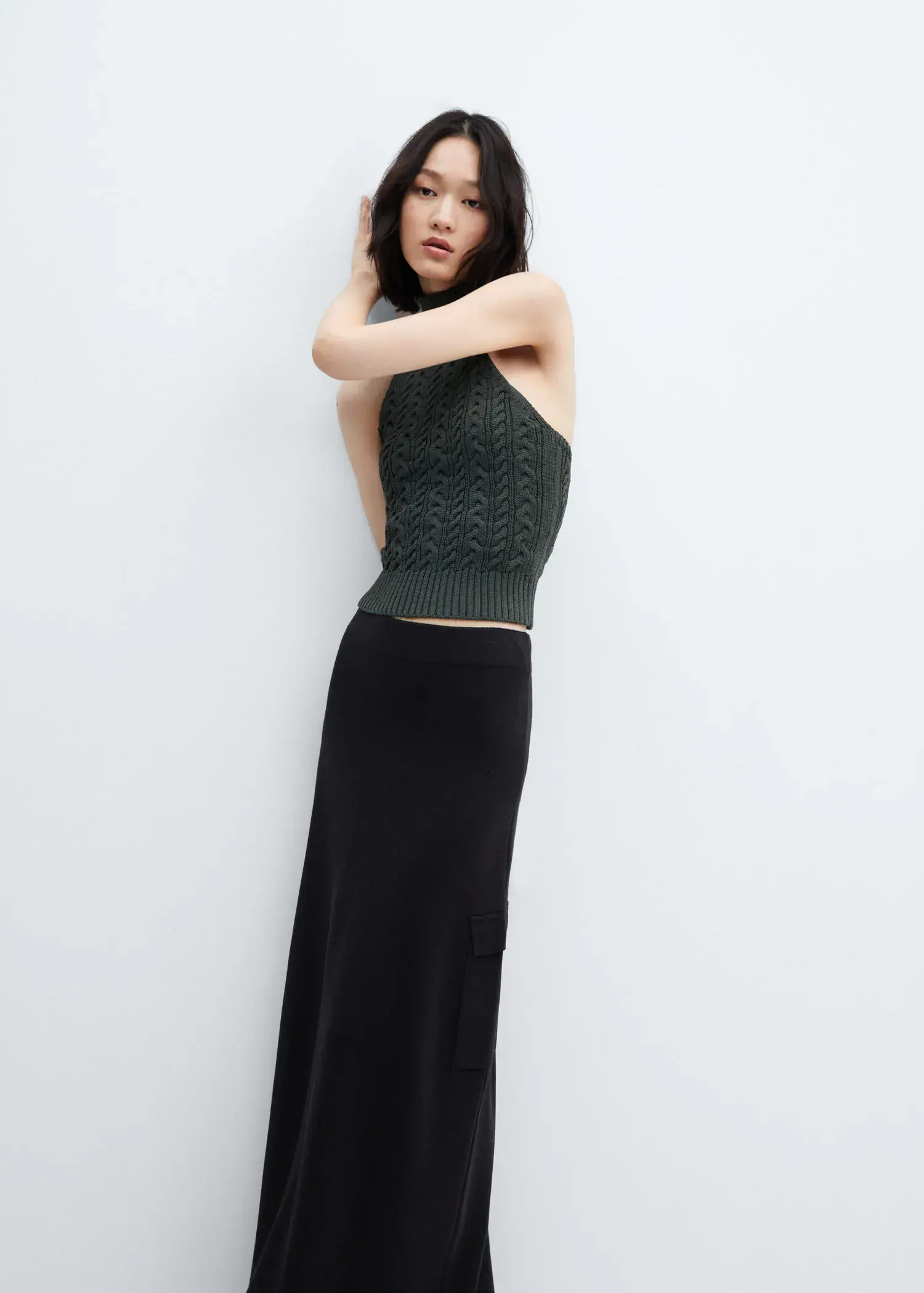 Mango Knitted skirt with cargo pockets. 1