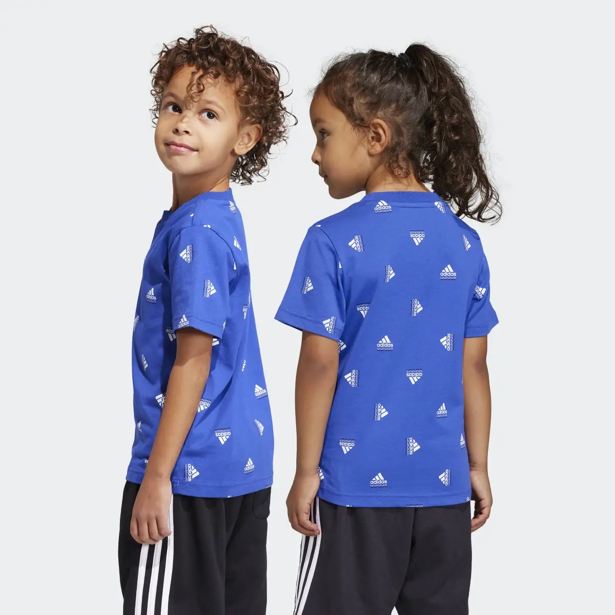 Adidas Camiseta Essentials Seasonals Brand Love. 2