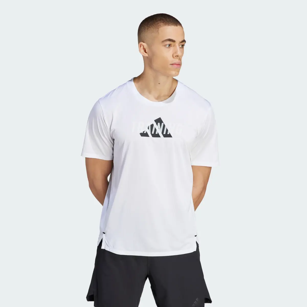 Adidas Playera Designed for Movement Graphic Workout. 2