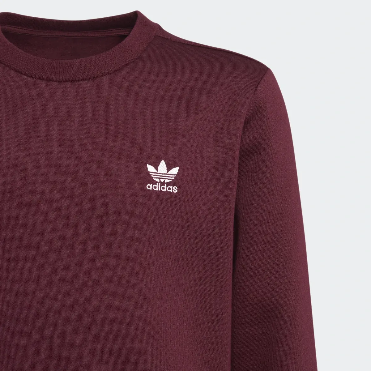 Adidas Adicolor Crew Sweatshirt. 3