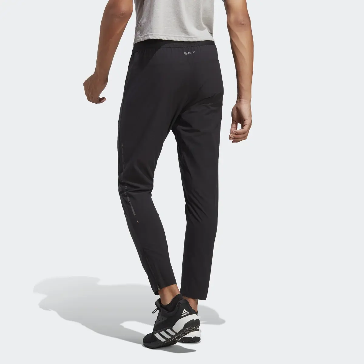 Adidas Pants de Entrenamiento Best of Adi. 3