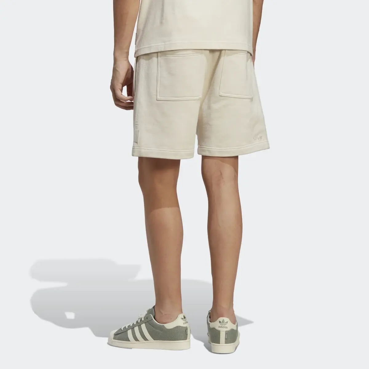 Adidas Essentials Shorts. 2