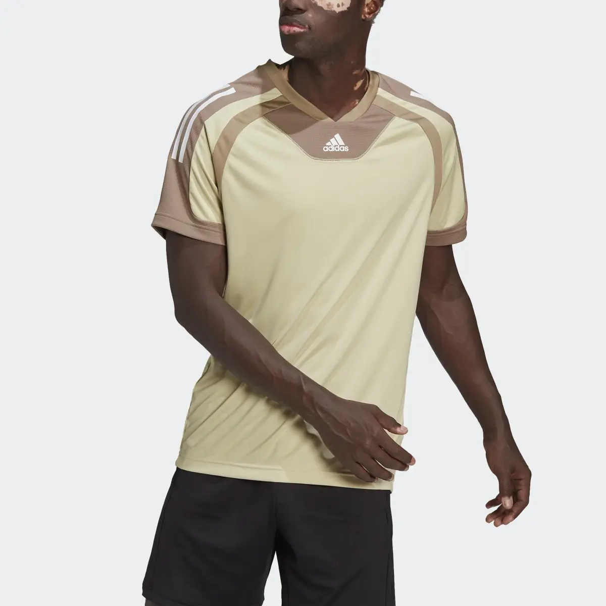 Adidas Playera Training. 1